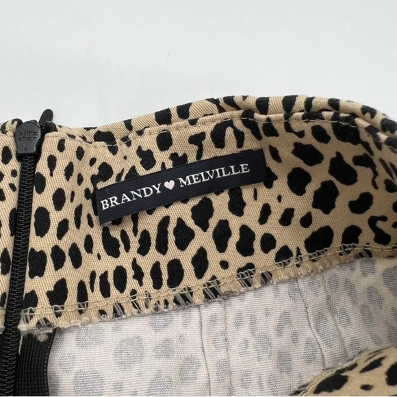 Brandy Melville Phoebe Tan Black Leopard Print High Waisted Mini Skirt. Size 3 - Picture 2 of 4